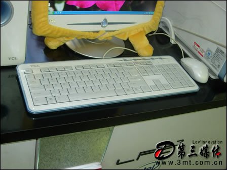 TCL SHE 5220(17"LCD)X